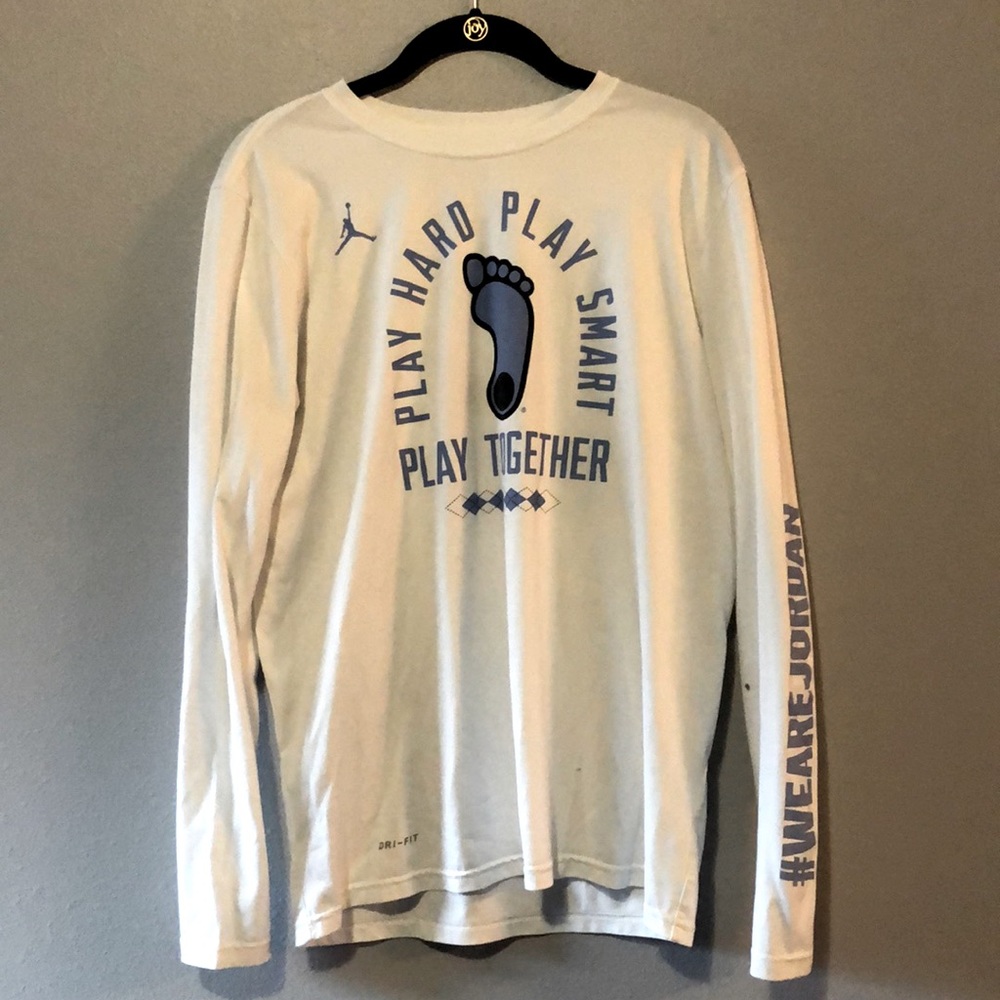 Jordan UNC North Carolina Tarheels long sleeve t-shirt
